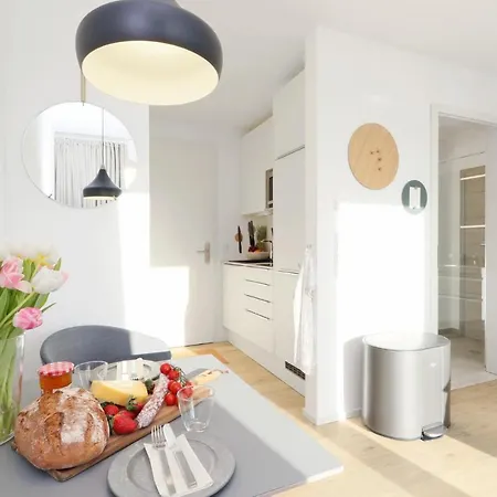 Cozy Apartment In Lembruch-Duemmer See With Wifi Buitenkant foto