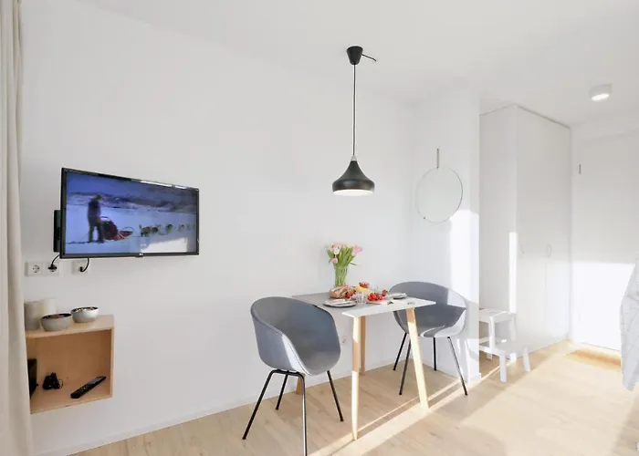 Cozy Apartment In Lembruch-Duemmer See With Wifi